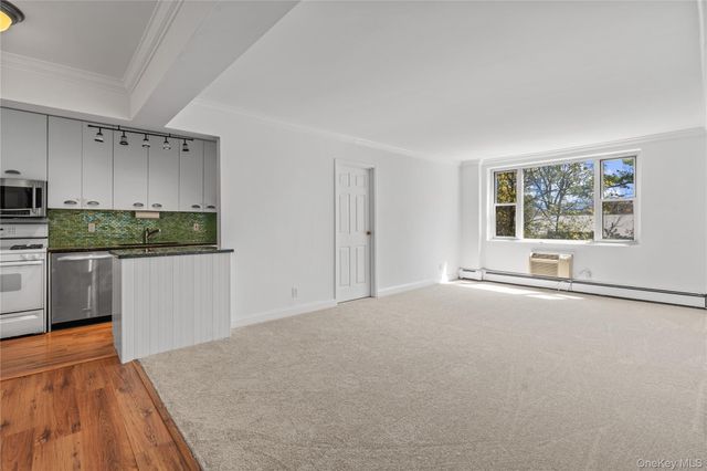 119 E Hartsdale Avenue 5K, Hartsdale, NY 10530