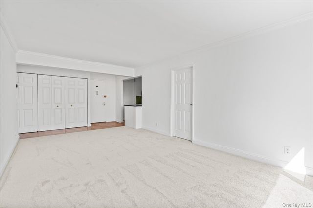 119 E Hartsdale Avenue 5K, Hartsdale, NY 10530