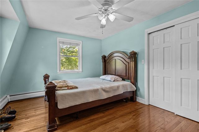 416 Farnum Pike, Smithfield, RI 02917