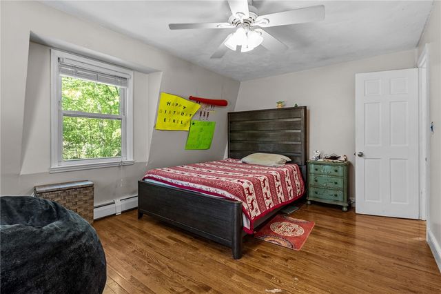 416 Farnum Pike, Smithfield, RI 02917