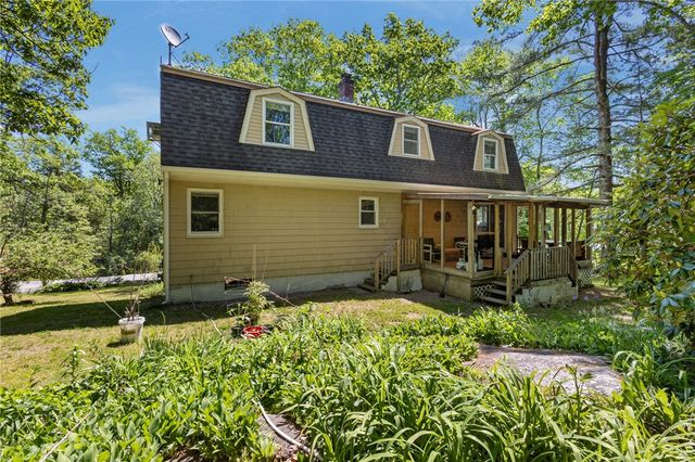 416 Farnum Pike, Smithfield, RI 02917