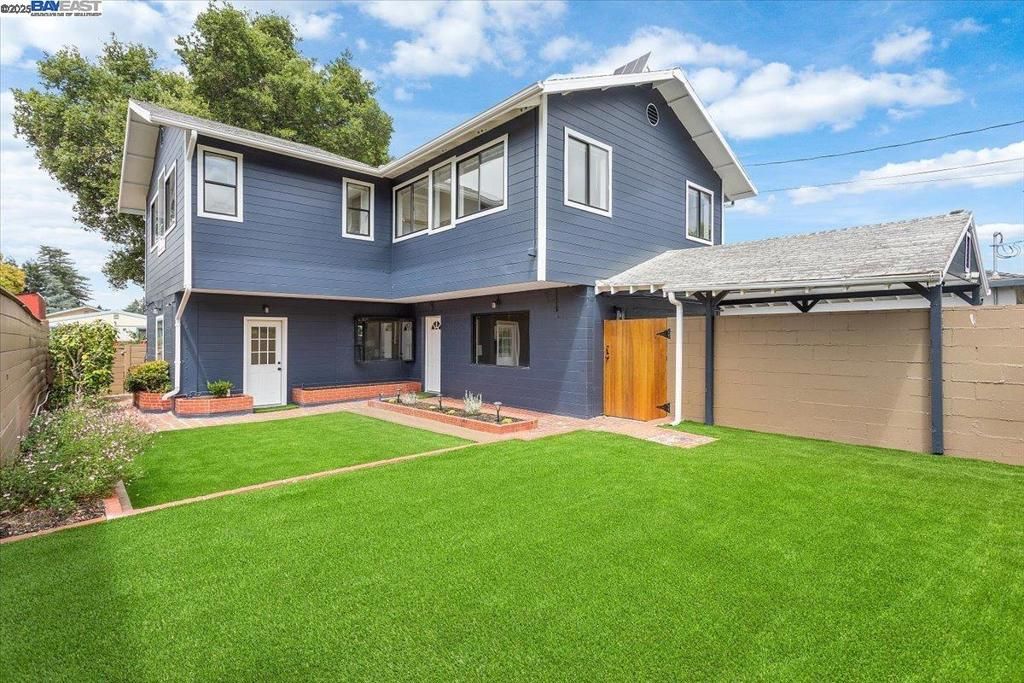 20101 Catalina Dr, Castro Valley, CA 94546