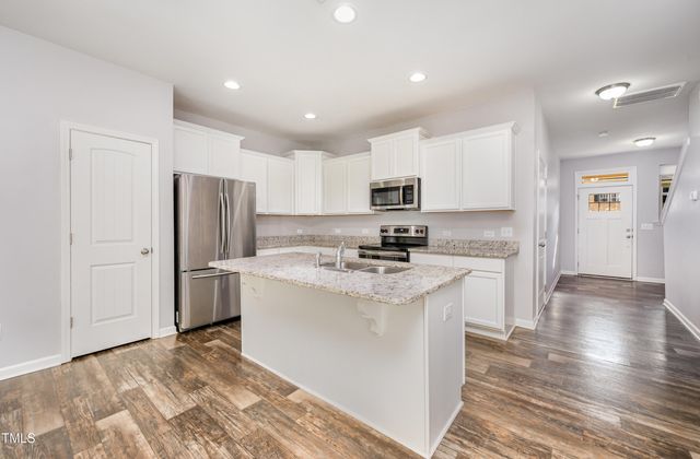 81 Hill Shore Lane, Clayton, NC 27527