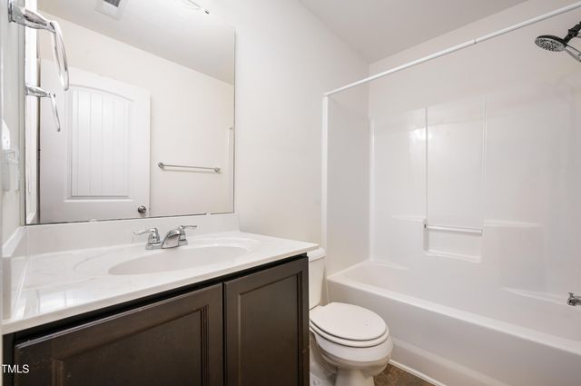 81 Hill Shore Lane, Clayton, NC 27527