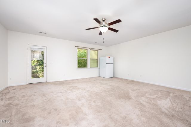 81 Hill Shore Lane, Clayton, NC 27527