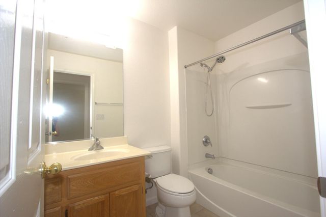 2261 Mogan Ave, Sacramento, CA 95838