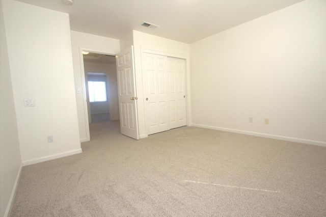 2261 Mogan Ave, Sacramento, CA 95838