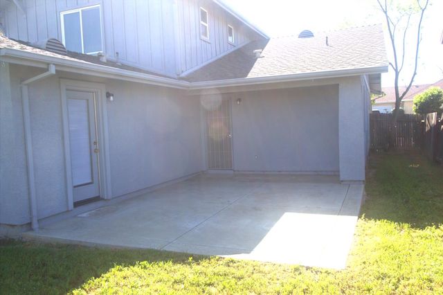 2261 Mogan Ave, Sacramento, CA 95838