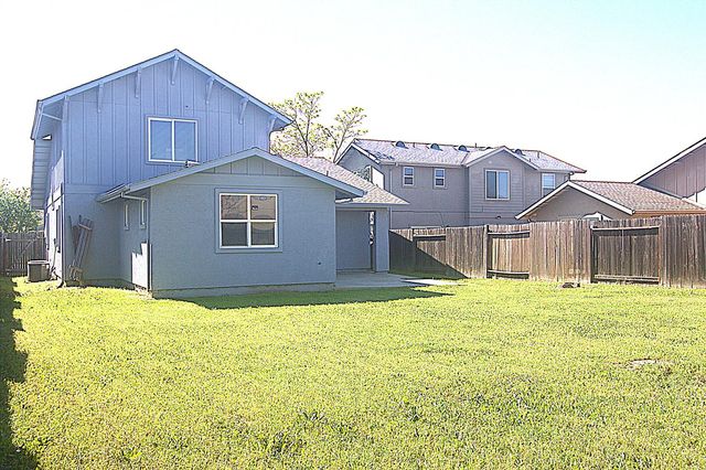 2261 Mogan Ave, Sacramento, CA 95838