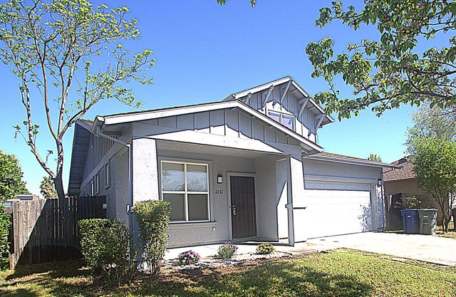 2261 Mogan Ave, Sacramento, CA 95838