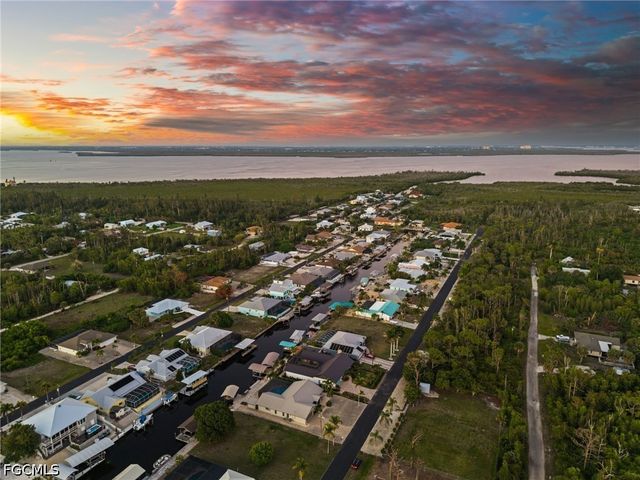 3638 Pinetree DR, St James City, FL 33956