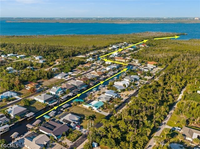 3638 Pinetree DR, St James City, FL 33956