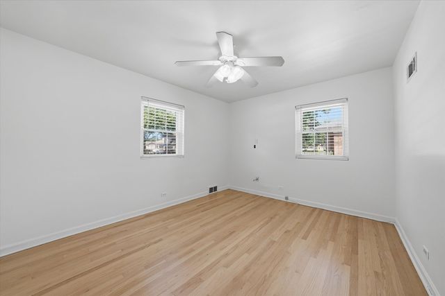 11201 Mandel Avenue, Westchester, IL 60154