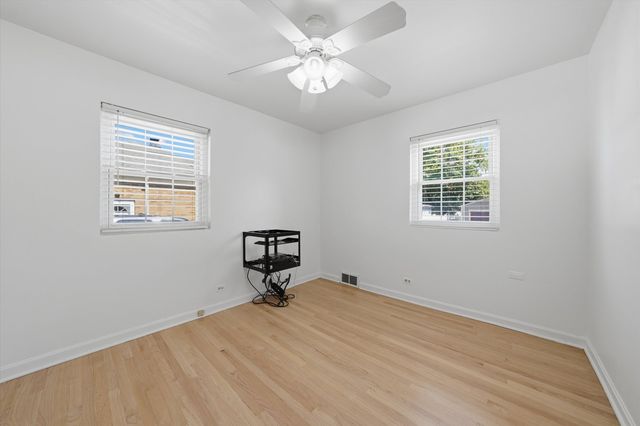 11201 Mandel Avenue, Westchester, IL 60154