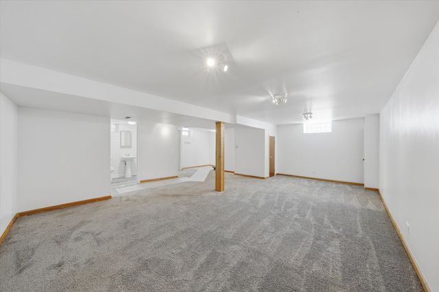 11201 Mandel Avenue, Westchester, IL 60154