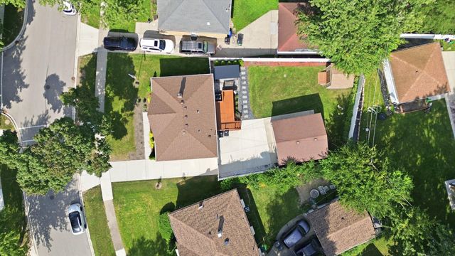11201 Mandel Avenue, Westchester, IL 60154