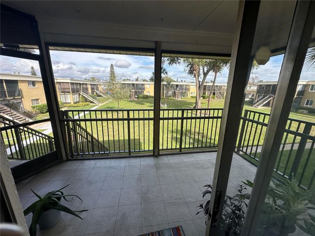 1000 LAKE OF THE WOODS BOULEVARD 204E, Casselberry, FL 32730