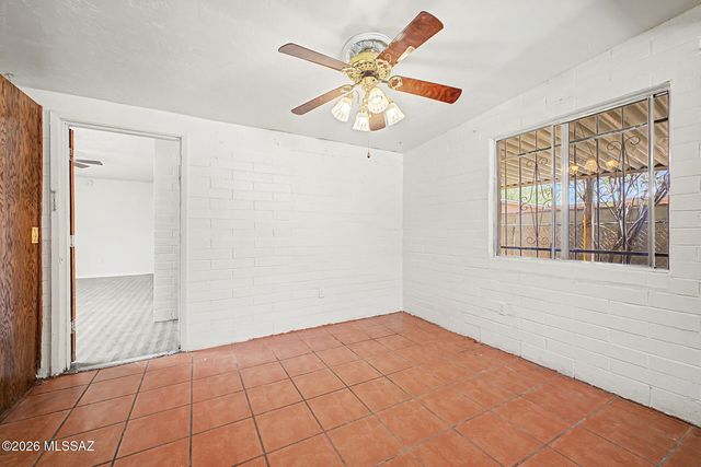 1731 E Holladay Street, Tucson, AZ 85706