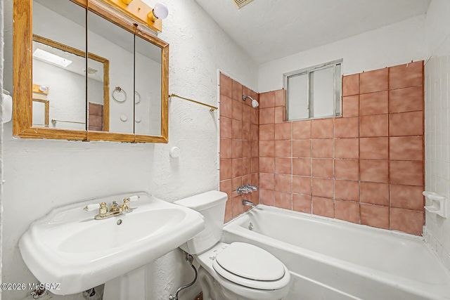1731 E Holladay Street, Tucson, AZ 85706