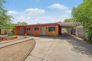 1731 E Holladay Street, Tucson, AZ 85706