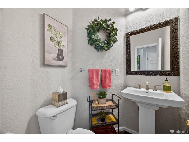 3245 S Indiana St, Lakewood, CO 80228