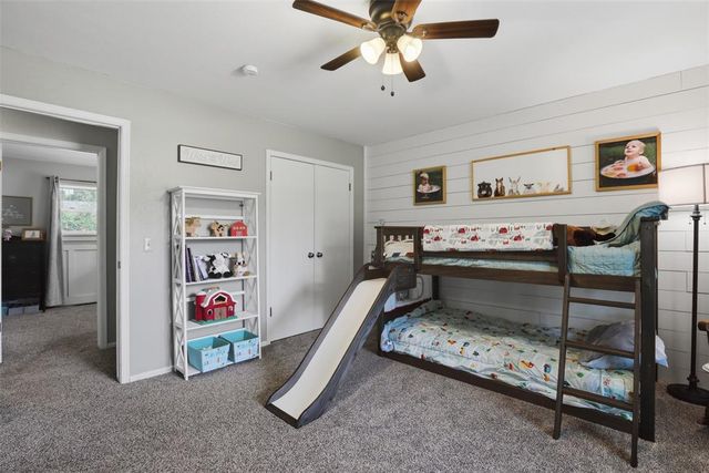 616 N Falcon Way, Mustang, OK 73064
