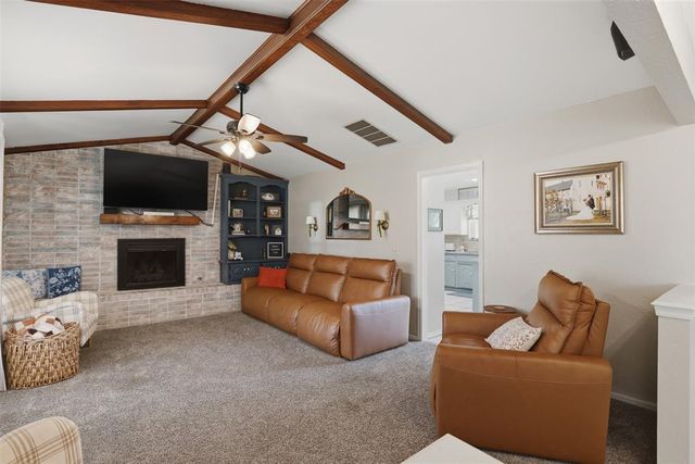616 N Falcon Way, Mustang, OK 73064