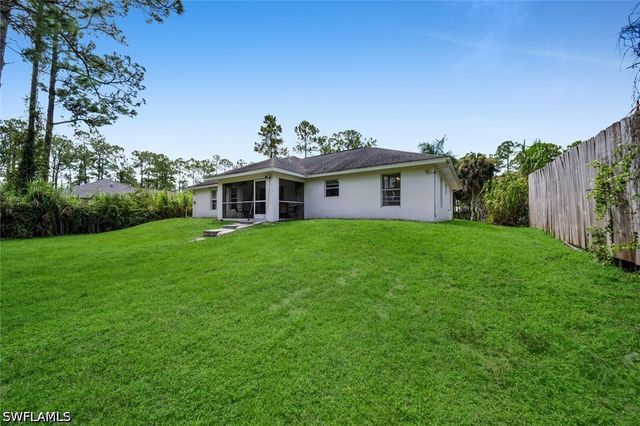 2071 20th AVE NE, Naples, FL 34120