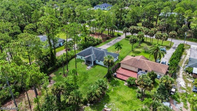 2071 20th AVE NE, Naples, FL 34120