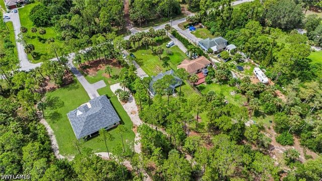 2071 20th AVE NE, Naples, FL 34120