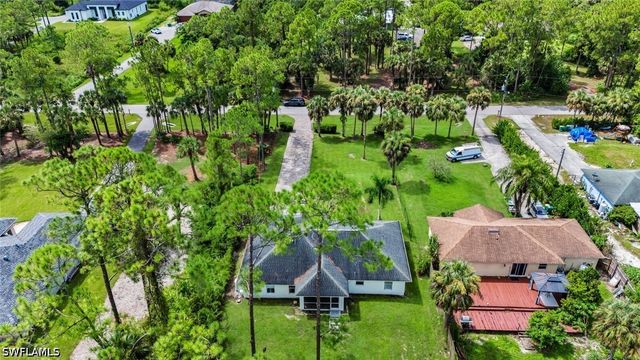 2071 20th AVE NE, Naples, FL 34120
