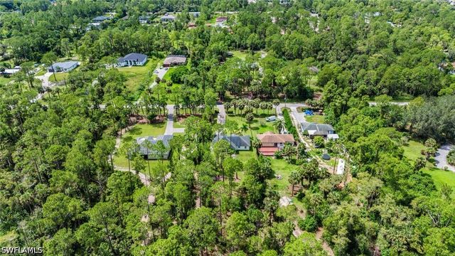2071 20th AVE NE, Naples, FL 34120