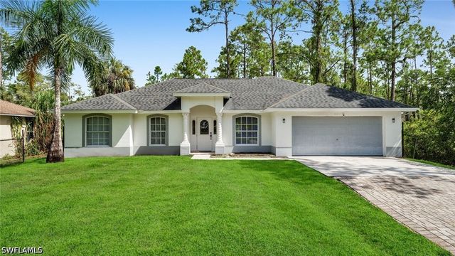 2071 20th AVE NE, Naples, FL 34120