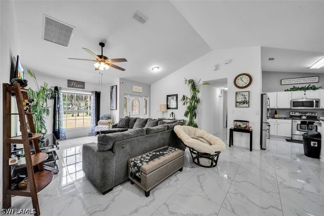 2071 20th AVE NE, Naples, FL 34120