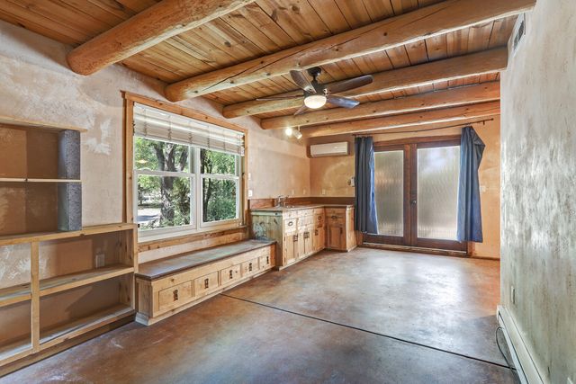 31 MANGHAM Court, Peralta, NM 87042