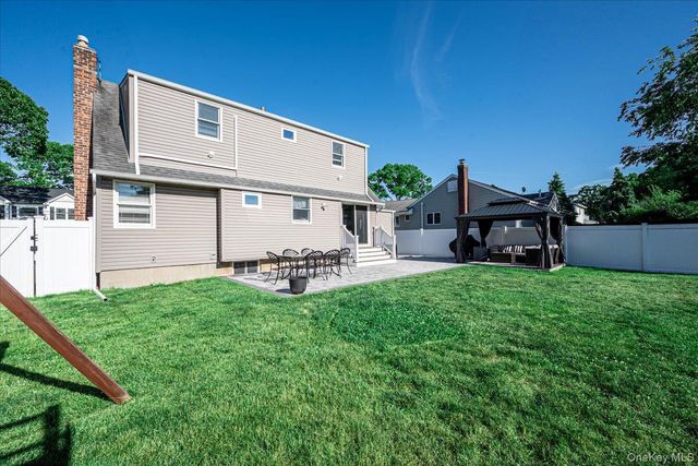 94 Pacific Street, Massapequa Park, NY 11762
