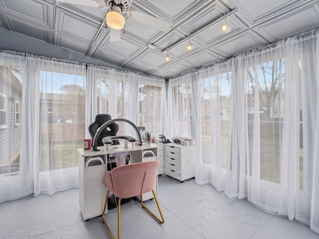 63 Jasper St, Saugus, MA 01906