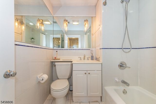 228 Watchung Ave, Montclair Twp., NJ 07043