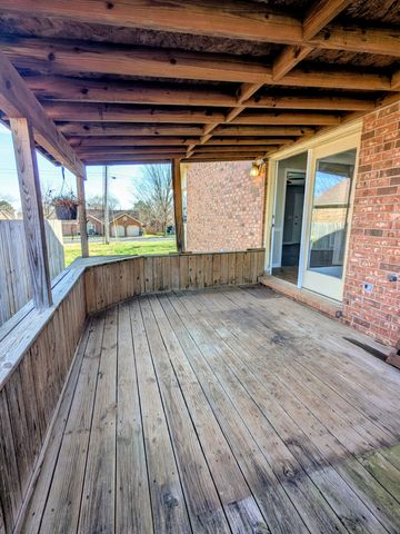 221 Benefield Dr, Smyrna, TN 37167