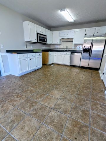 221 Benefield Dr, Smyrna, TN 37167