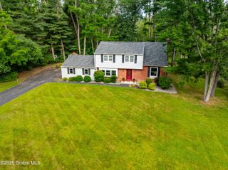 973 Avon Crest Boulevard, Niskayuna, NY 12309