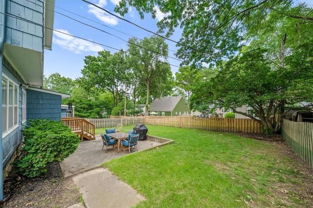 4933 Booth Street, Westwood, KS 66205