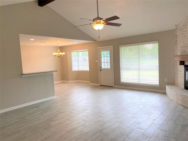 3810 Downing Circle, Deer Park, TX 77536