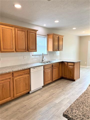 3810 Downing Circle, Deer Park, TX 77536