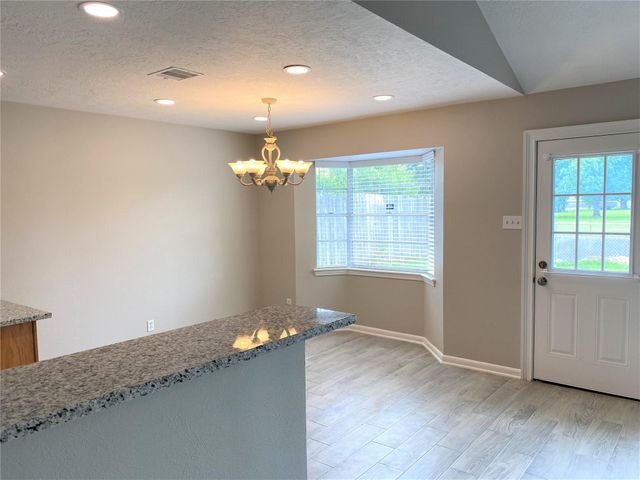 3810 Downing Circle, Deer Park, TX 77536