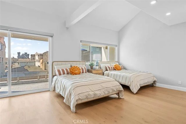 16742 Intrepid Ln, Huntington Beach, CA 92649