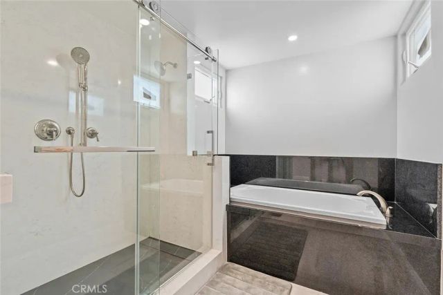 16742 Intrepid Ln, Huntington Beach, CA 92649