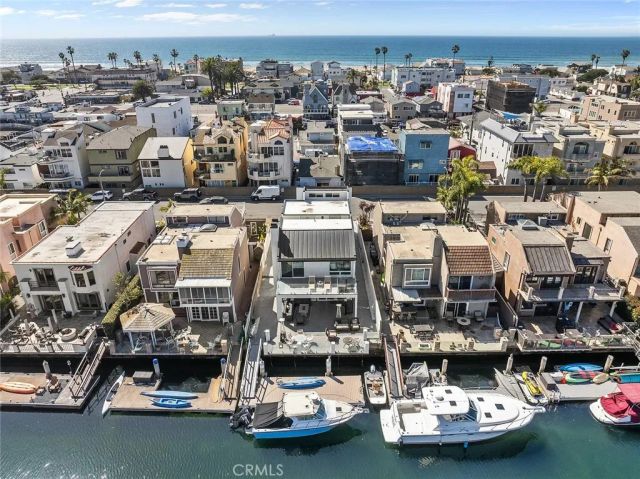 16742 Intrepid Ln, Huntington Beach, CA 92649