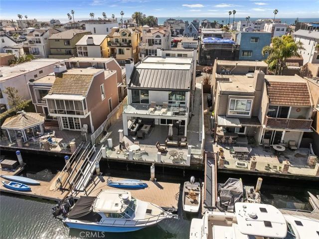 16742 Intrepid Ln, Huntington Beach, CA 92649