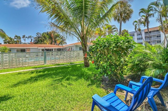 1432 S Lakeside Drive 2, Lake Worth Beach, FL 33460